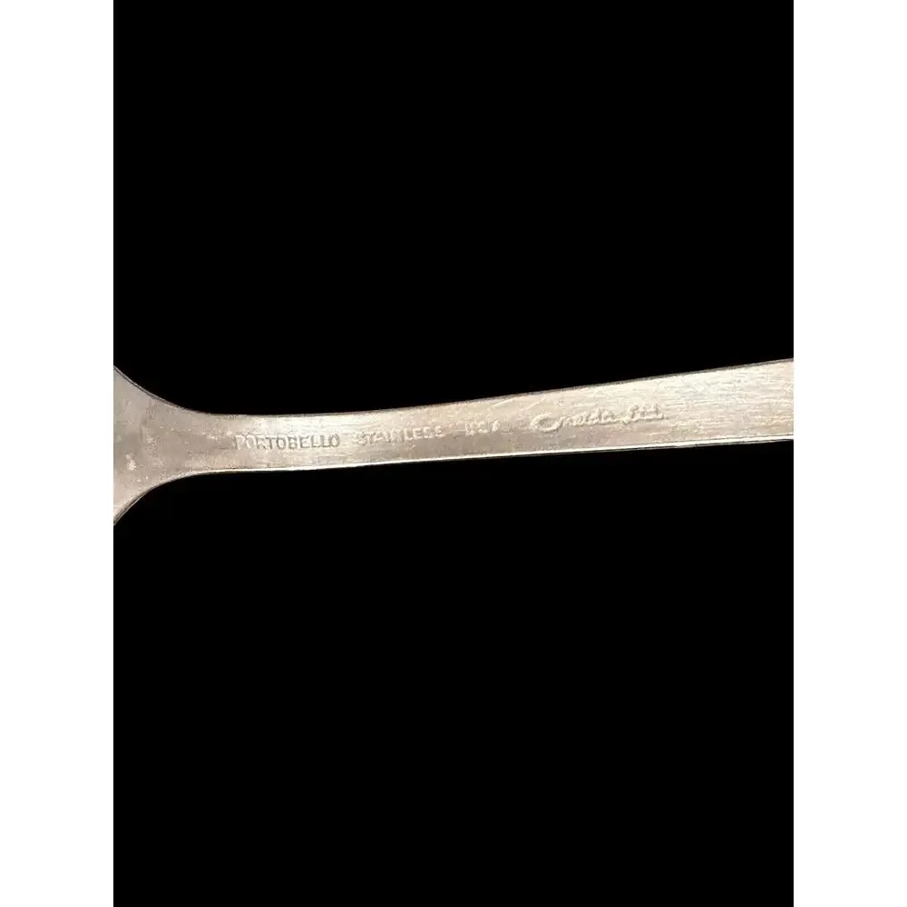 Vtg ONEIDA Portobello Stainless Pierced Tablespoon Serving Spoon Discontinued